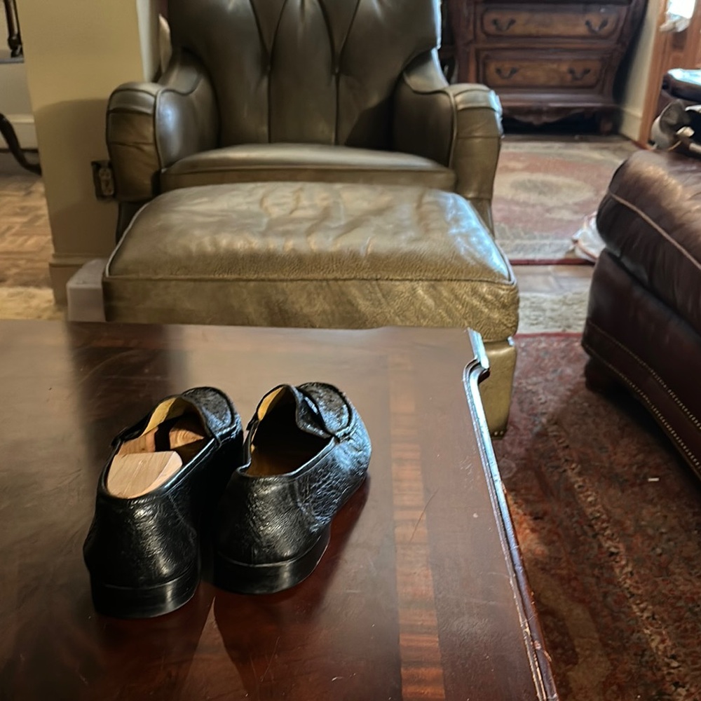 Classic Black Men's Genuine Ostrich Loafer - Picture 3 of 9